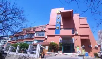 7 Days Premium Hotel (Qingdao Railway Station Undersea Tunnel) Hotels in Zhanqiao/Zhongshan Road Pedestrian Street