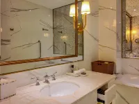 Ramada by Wyndham Sihanoukville Xinhaohui Palace Hotels in der Nähe von Strand Independence Beach