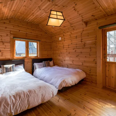 COCO VILLA HAKUBA 01 — Sleeps 9, ideal ski base, with 3D printer sauna & BBQ