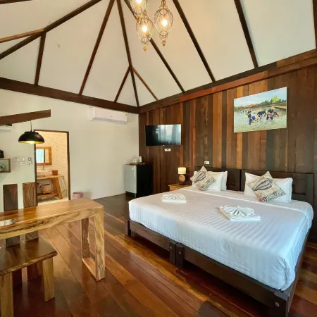 Buffalo Island Resort