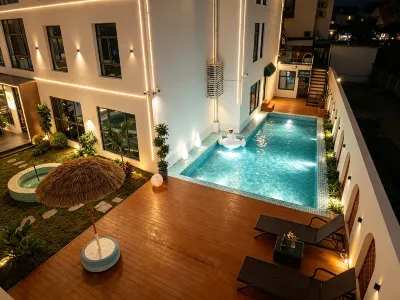 Beihai Treasure Land｜Xi·Holiday Homestay (Qiaogang Flavor Street, Yintan Resort Tourism Area) Hotels near Yinhai