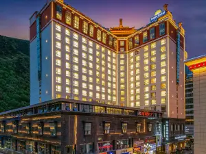 Days Wyndham Hotel in Malakhan
