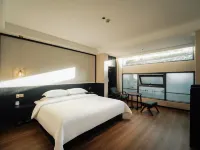 Yangzhou Ningguang Hotel (East Gate Street - Pi Market Street Branch)