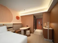 Orange Hotel (Qingdao Wusi Square, Hong Kong Middle Road Branch) - เปิดใหม่