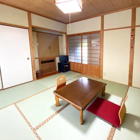 Yufuin Onsen Hasuwa Inn