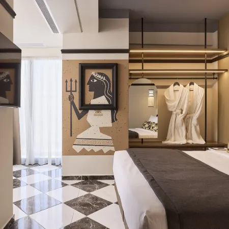 Mural Piraeus Hotel