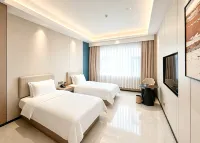 Liuding Mountain International Health & Wellness Center - 주차장