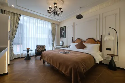 Wanhe · Homestay French Light Luxury Homestay โรงแรมในCangshan Scenic Area