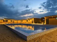 Shaqi Yunshe Homestay - piscina