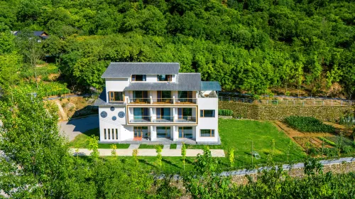 Qiye Forest Homestay - เปิดใหม่