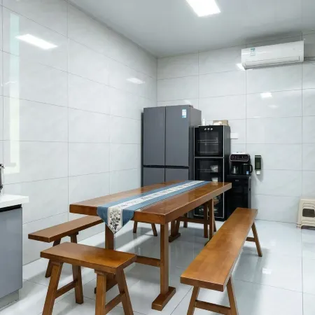 Rizhao Shanxiang Yayuan Homestay (Rizhao National Forest Park)