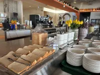 Jh Blossom Capsule and Cabin Hotel - breakfast