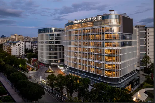 Courtyard by Marriott Guilin Downtown - bar