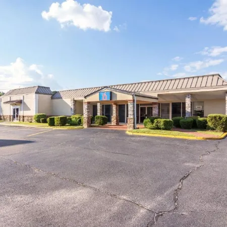 Motel 6 Warner Robins, GA