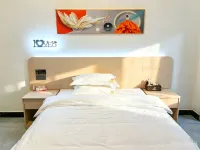 Zhonxin Business Hotel - parking