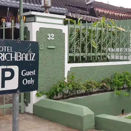 Richbaliz Homestay No 32 @ Selayang Jaya