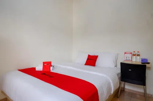 RedDoorz Near Alun Alun Kudus 2 - Bintang 3