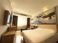 Courtyard Delight Hotel - 2-Star