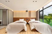 Xijin Hot Springs Garden Hotel (Kunming Changshui International Airport T1 Terminal) - พร้อมระเบียง