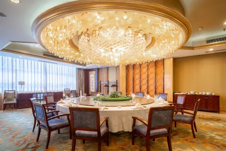 Montriche International Hotel