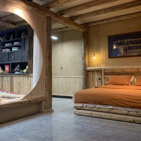 Xiaheshan Ancient Homestay (Cultural Plaza)