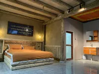 Xiaheshan Ancient Homestay (Cultural Plaza)