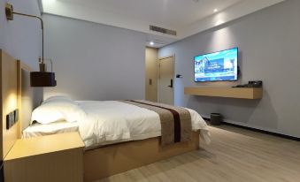 Howard Johnson Hotel