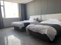 Shengji Business Hotel (Yucheng South Toll Gate)