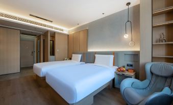 Yiwang Hotel (Shuangyu Passenger Transport Center Wenjin Road)