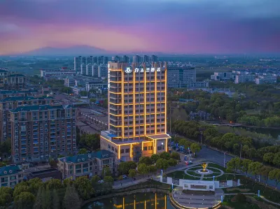 Magnotel Classic hotel (Jiangyin Qingyang Town Ningxiu Lake Park Store) Hotels near Wukong Temple