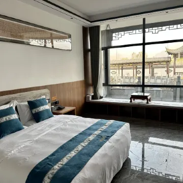 Qi Yun Ge Hotel