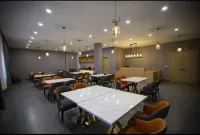 Yili Zhen Pin Hotel (Yining Airport Branch) Hotels in Ghulja