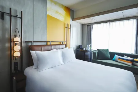 voco Osaka Central Отели рядом со станцией Sozenji Railway Station