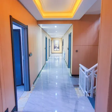 Yashi Mingdu Hotel
