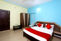 Hotel D-2 Holiday Inn Puri Near Sea Beach - Excellent Service Recommended Hotel a Puri