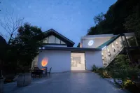 Yuanzi Shuo Courtyard Vacation Apartment (Leshan Giant Buddha Zhanggongqiao Food Street)