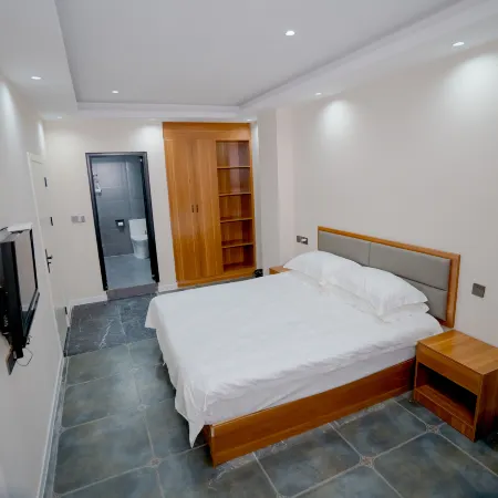 Lixin Yixin Hotel