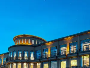 Popular Hot Spring Hotels in Qujing