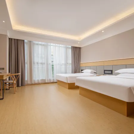 Elan Moli Hotel (Zigong Huashang International City)