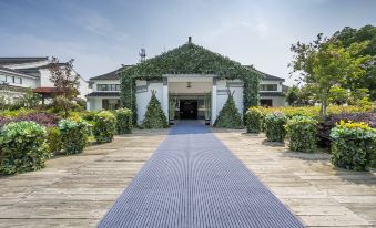 Villa Rhyme Taihu Lake Fishing Pool BBQ Manor Villa (Dongshan Grandma Bridge Branch)