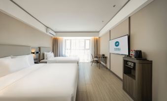HanTing Hotel (Chongqing Yunyang County Riverside Shopping Park)