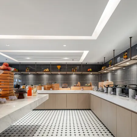 Fengcheng Railway Station Yamei Hotel