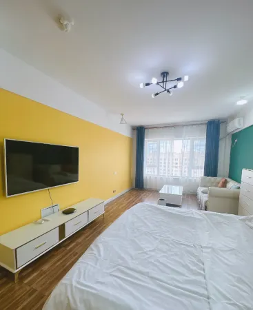 Baicheng Huiya Apartment Отели в г. Байчэн