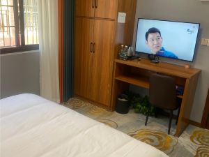 Ruiqiangge Homestay (Mulan Evernight City)