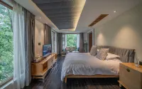 Hidden Cong Hotel