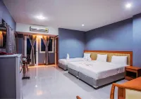Horizon Hotel - balcony