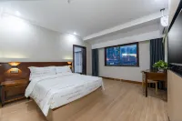 Yunji Hotel