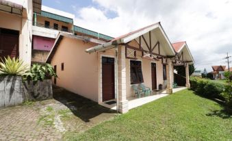 Villa Keluarga BRE Batunanggar