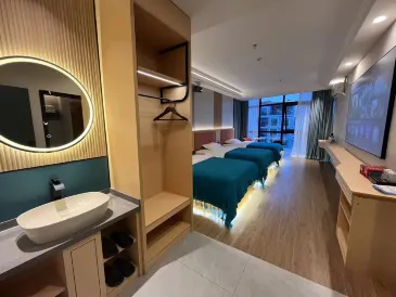 Lufeng Huanpeng Meisu