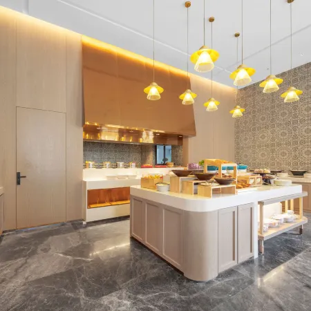 Atour Hotel Linhai Park, Nyingchi Gongbutian Street